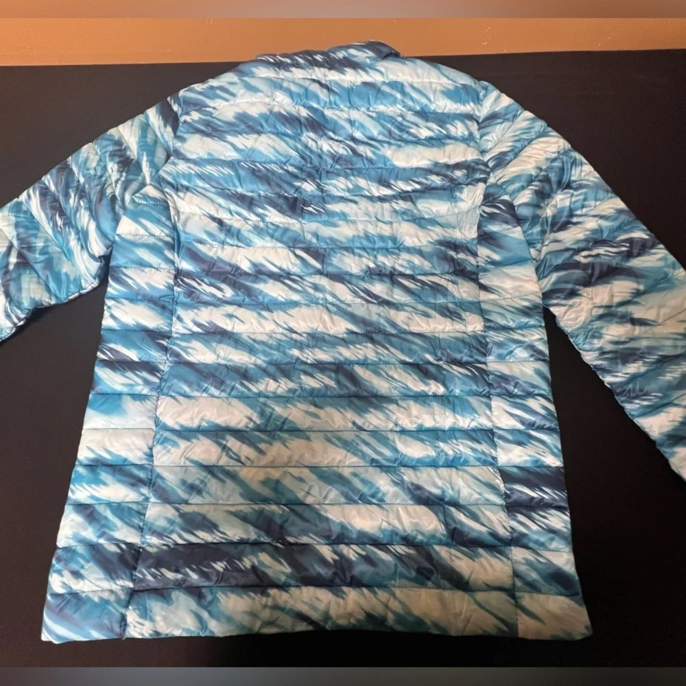 LANDS END GIRLS BLUE TIE DYED QUILTED JACKET SIZE XL (14-16) WATER RESISTANT